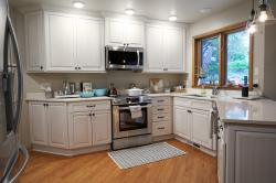 Click to enlarge image  - A beautiful new kitchen - 